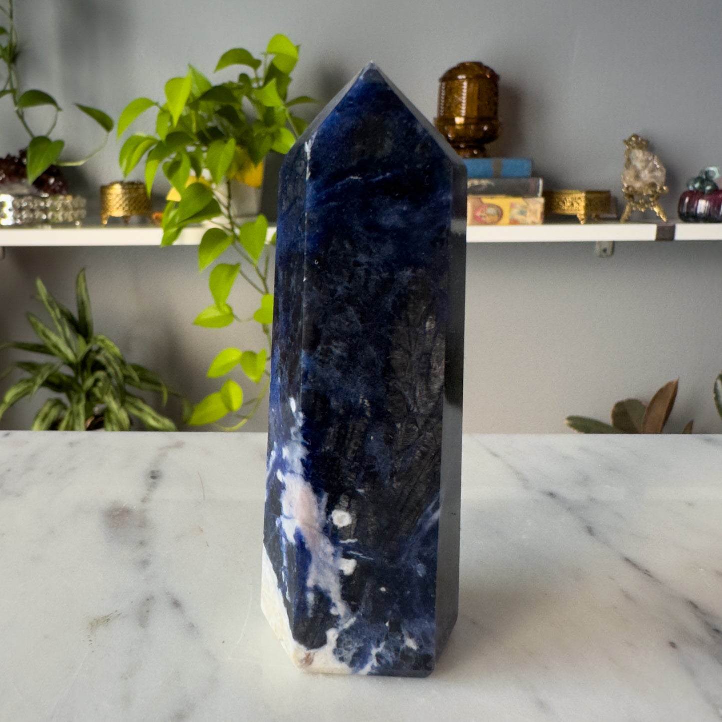 Flashy Sodalite Tower | 001