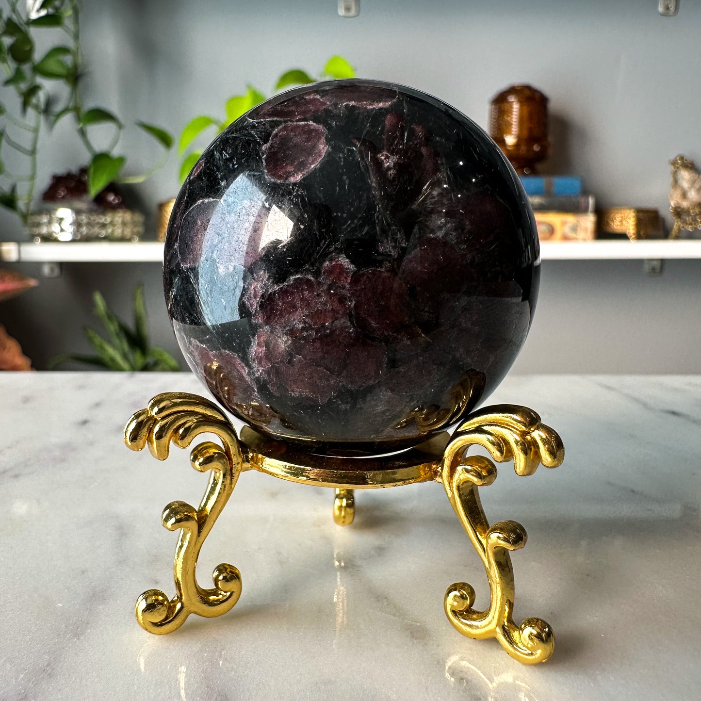 Garnet in Arfvedsonite Sphere