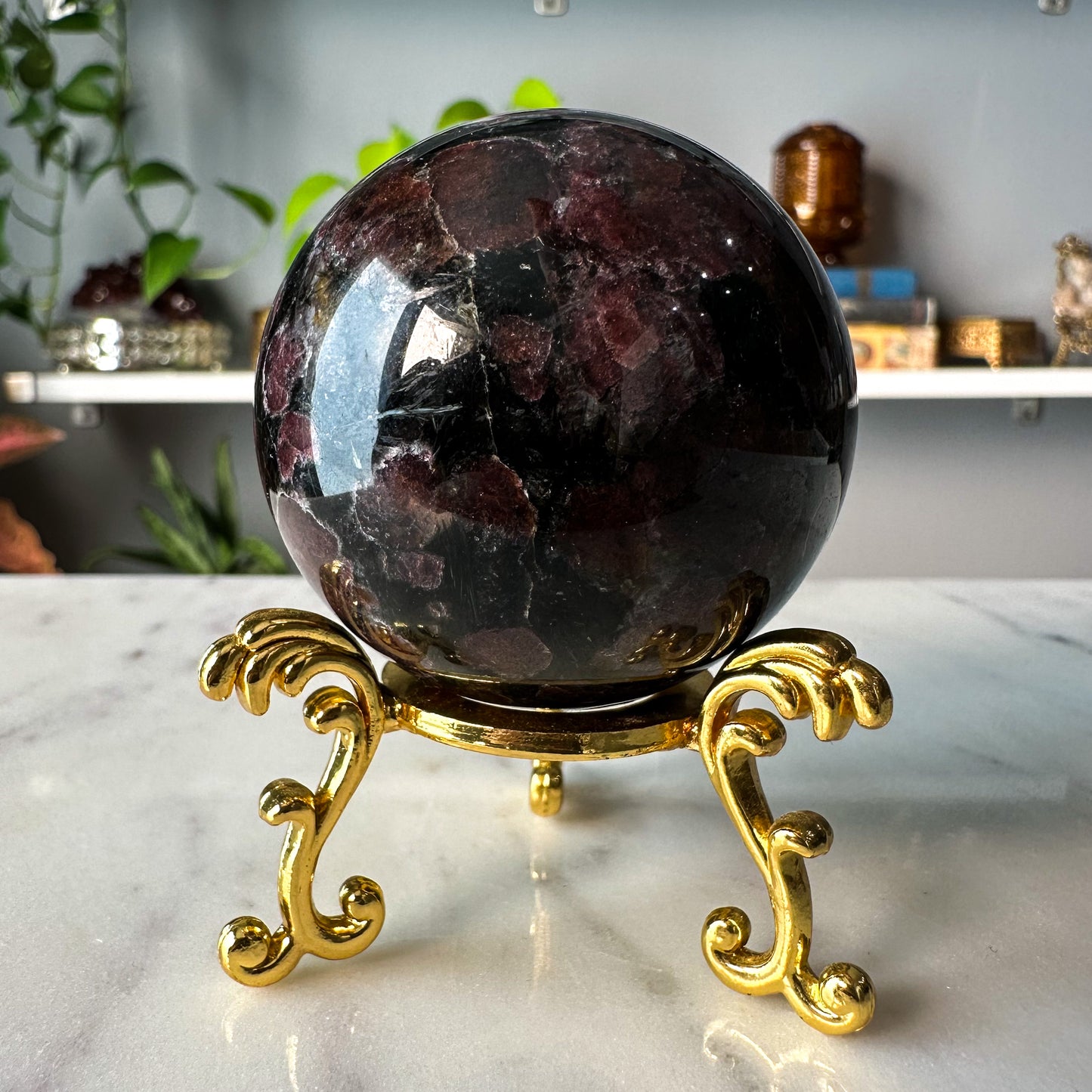 Garnet in Arfvedsonite Sphere