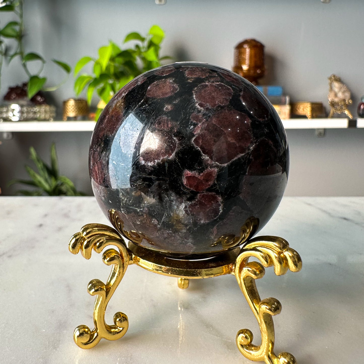 Garnet in Arfvedsonite Sphere