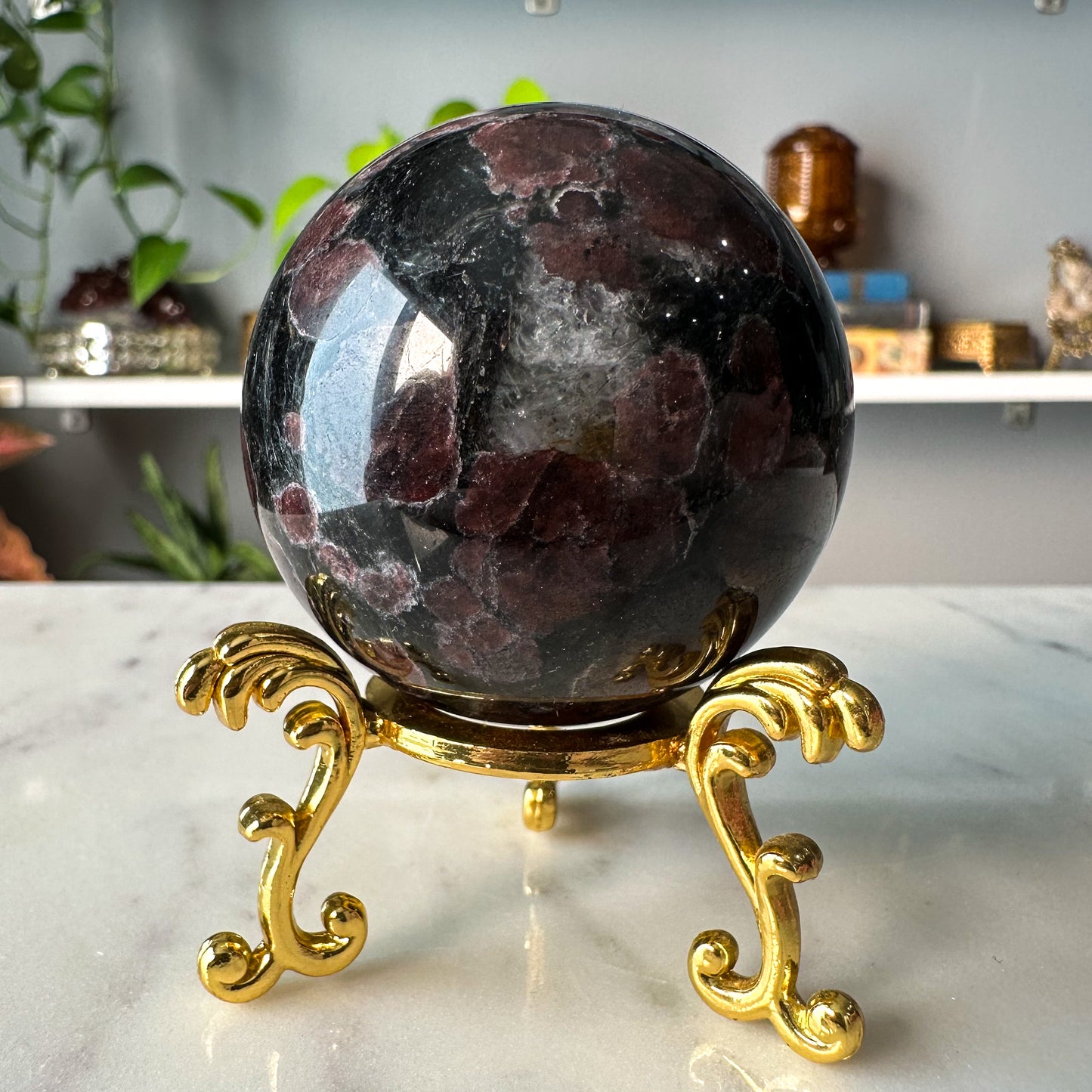 Garnet in Arfvedsonite Sphere