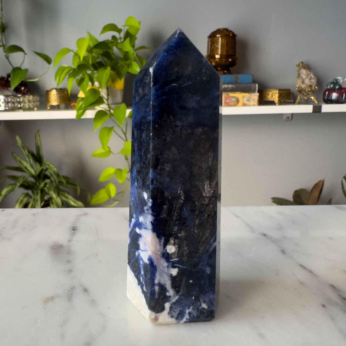 Flashy Sodalite Tower | 001