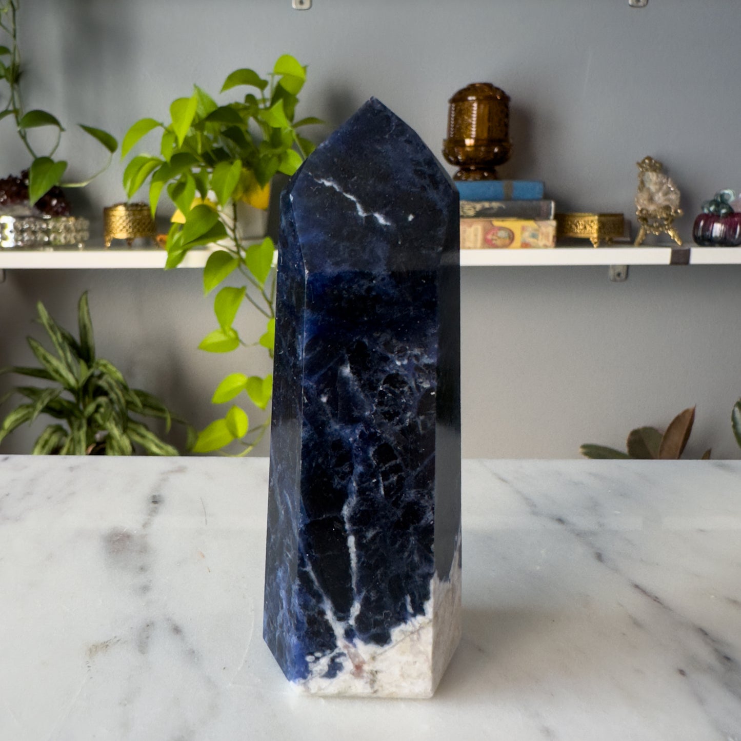 Flashy Sodalite Tower | 001