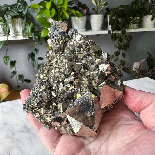 Octahedral Pyrite Cluster